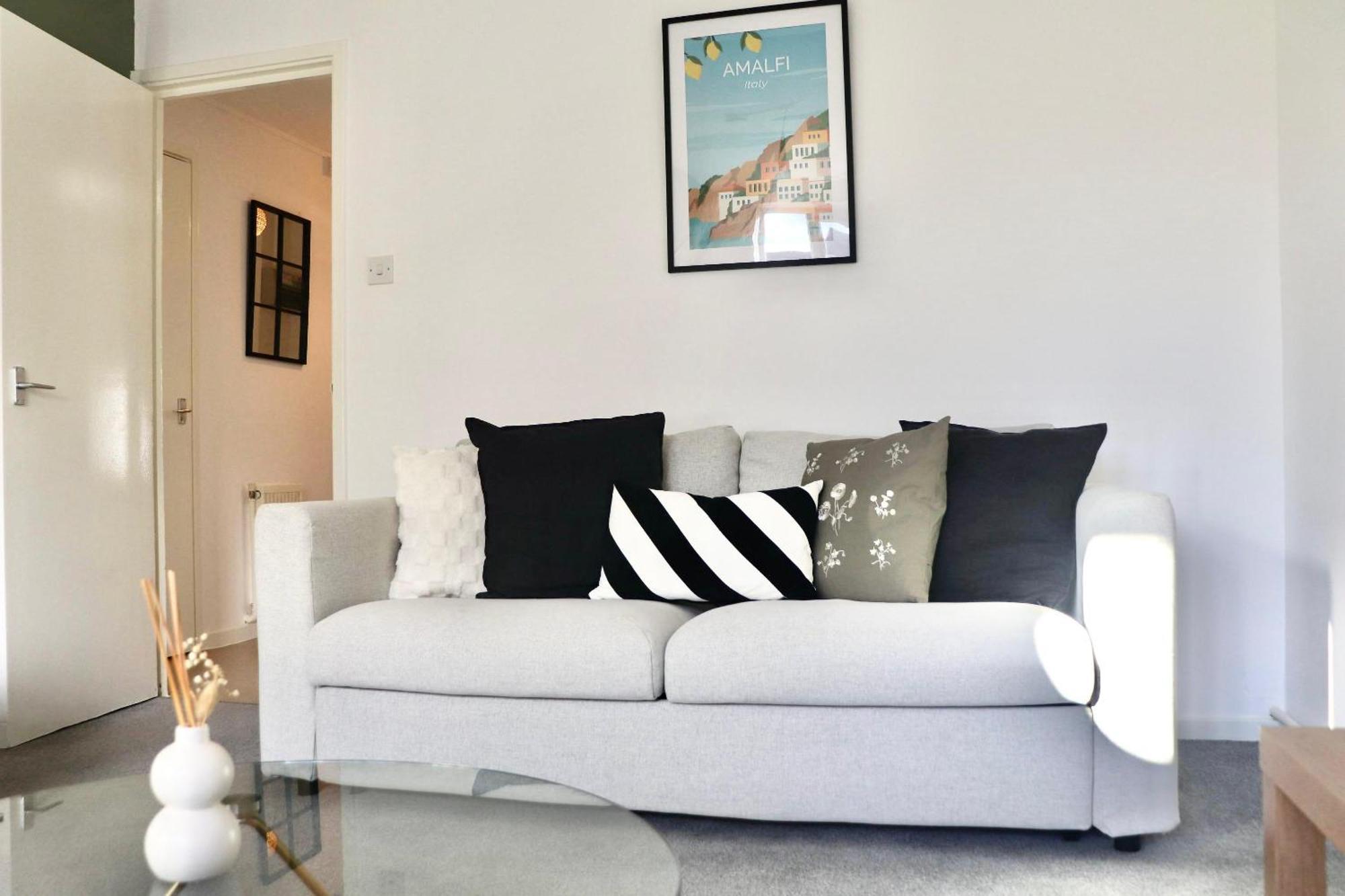 Stunning Apartment, Sleeps 4, Central London, 1 Bedroom, Zone 1, Kennington - Open For Business Stays, Long Stays And Families Relocating Eksteriør billede