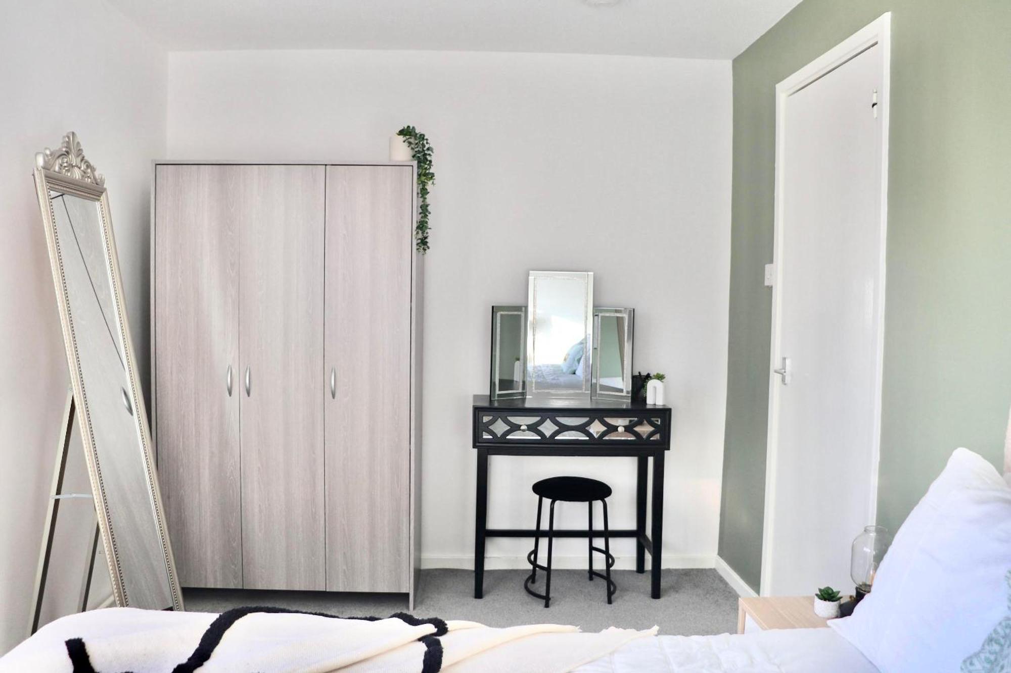 Stunning Apartment, Sleeps 4, Central London, 1 Bedroom, Zone 1, Kennington - Open For Business Stays, Long Stays And Families Relocating Eksteriør billede